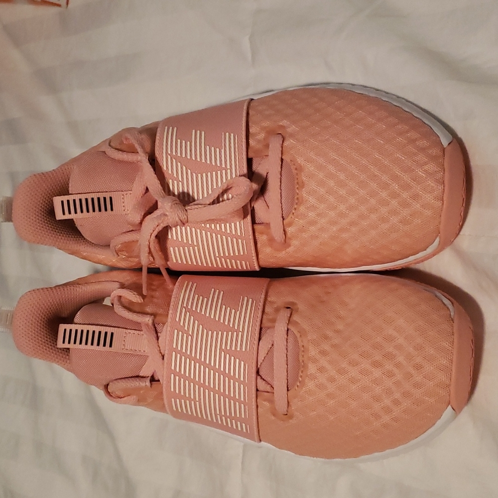 Pink Nike Renew In-Season TR 9